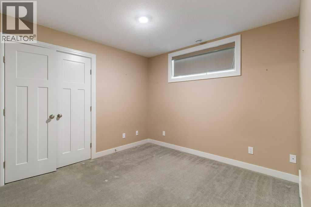 12 Beardsley Crescent - 23