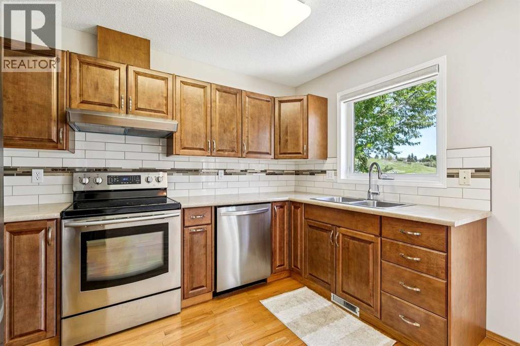 #38 105 Elm Place - 19