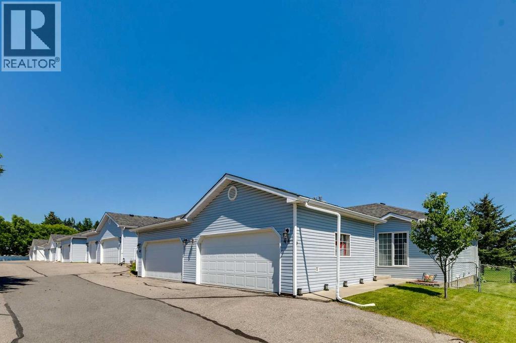 #38 105 Elm Place - 5