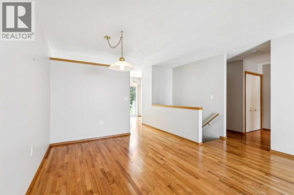 #38 105 Elm Place - 13