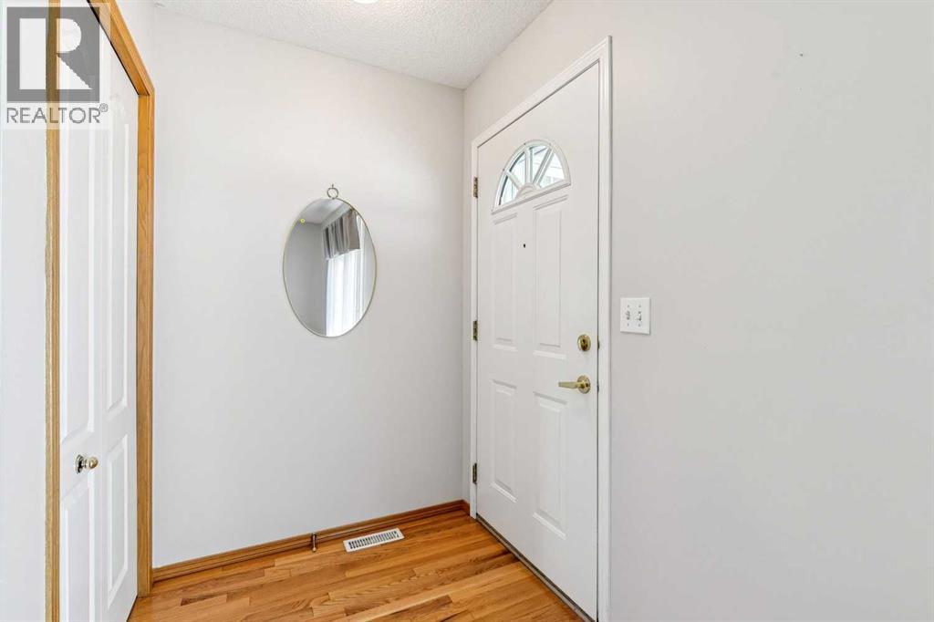 #38 105 Elm Place - 6