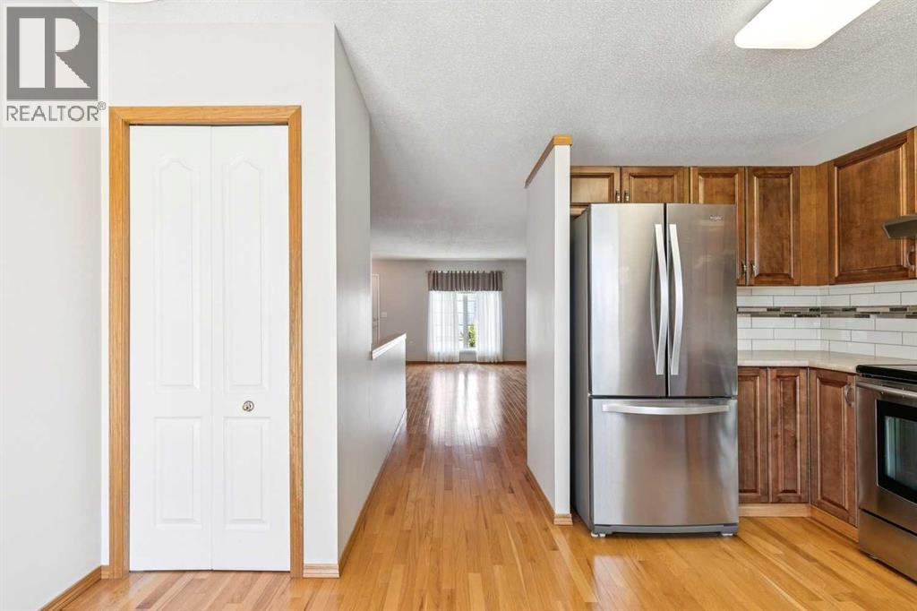 #38 105 Elm Place - 20