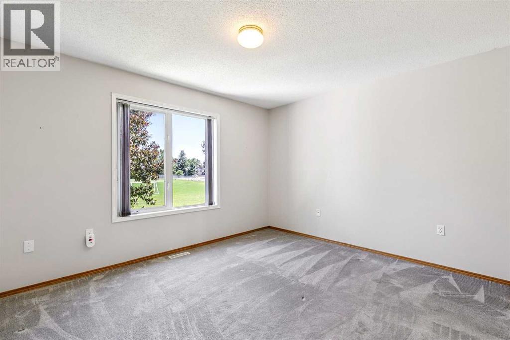 #38 105 Elm Place - 22