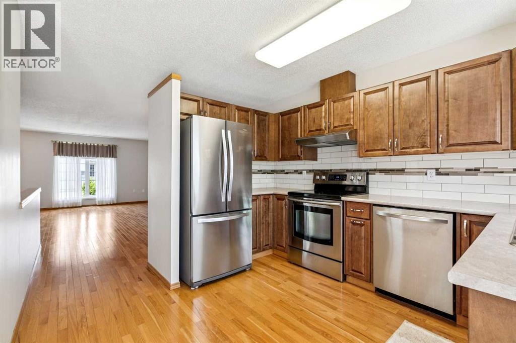 #38 105 Elm Place - 16