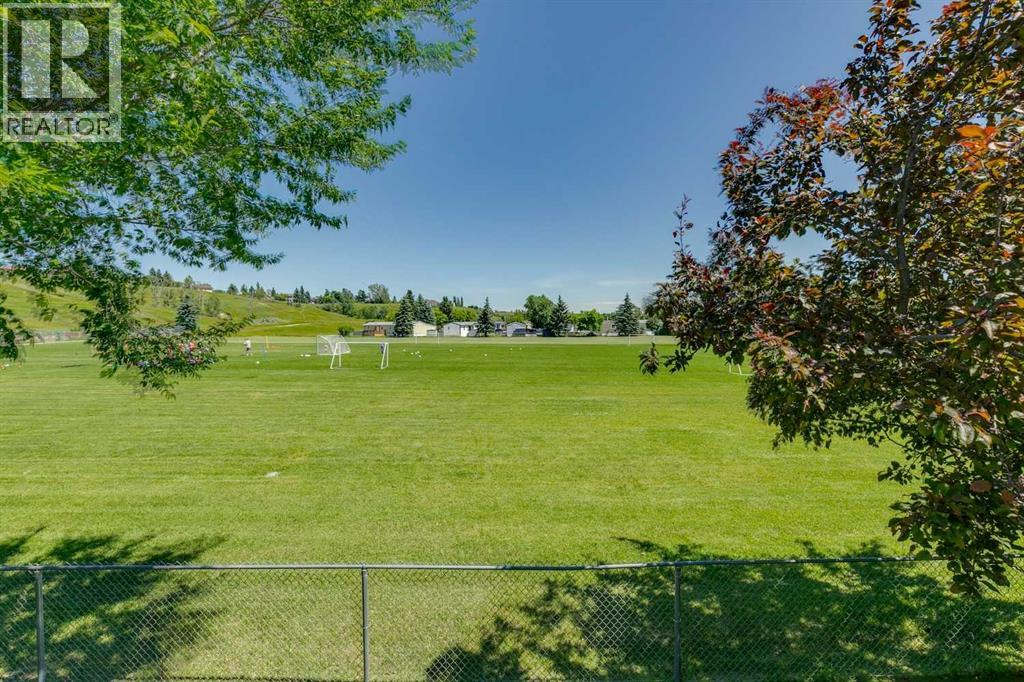 #38 105 Elm Place - 50