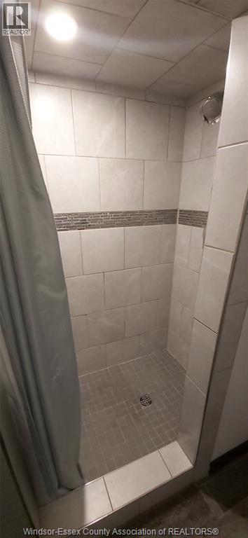 588 IRVINE AVENUE - 25