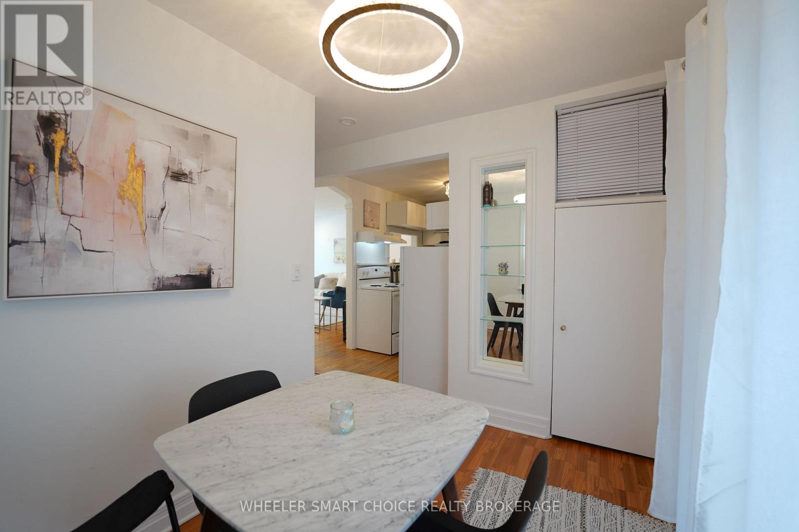 543 FIFTH STREET E - Image 12
