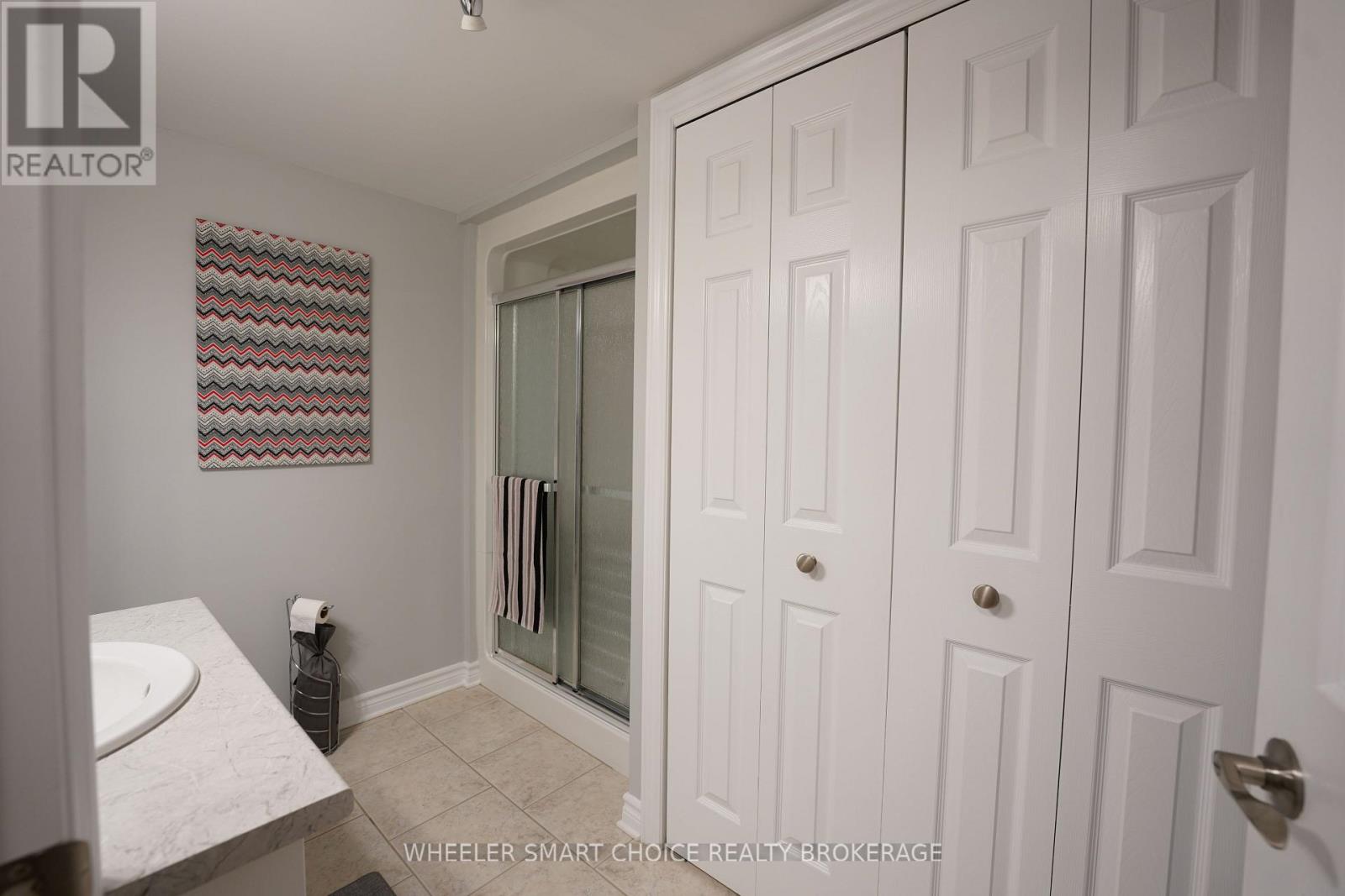 #102 33 CUMBERLAND STREET - Image 13