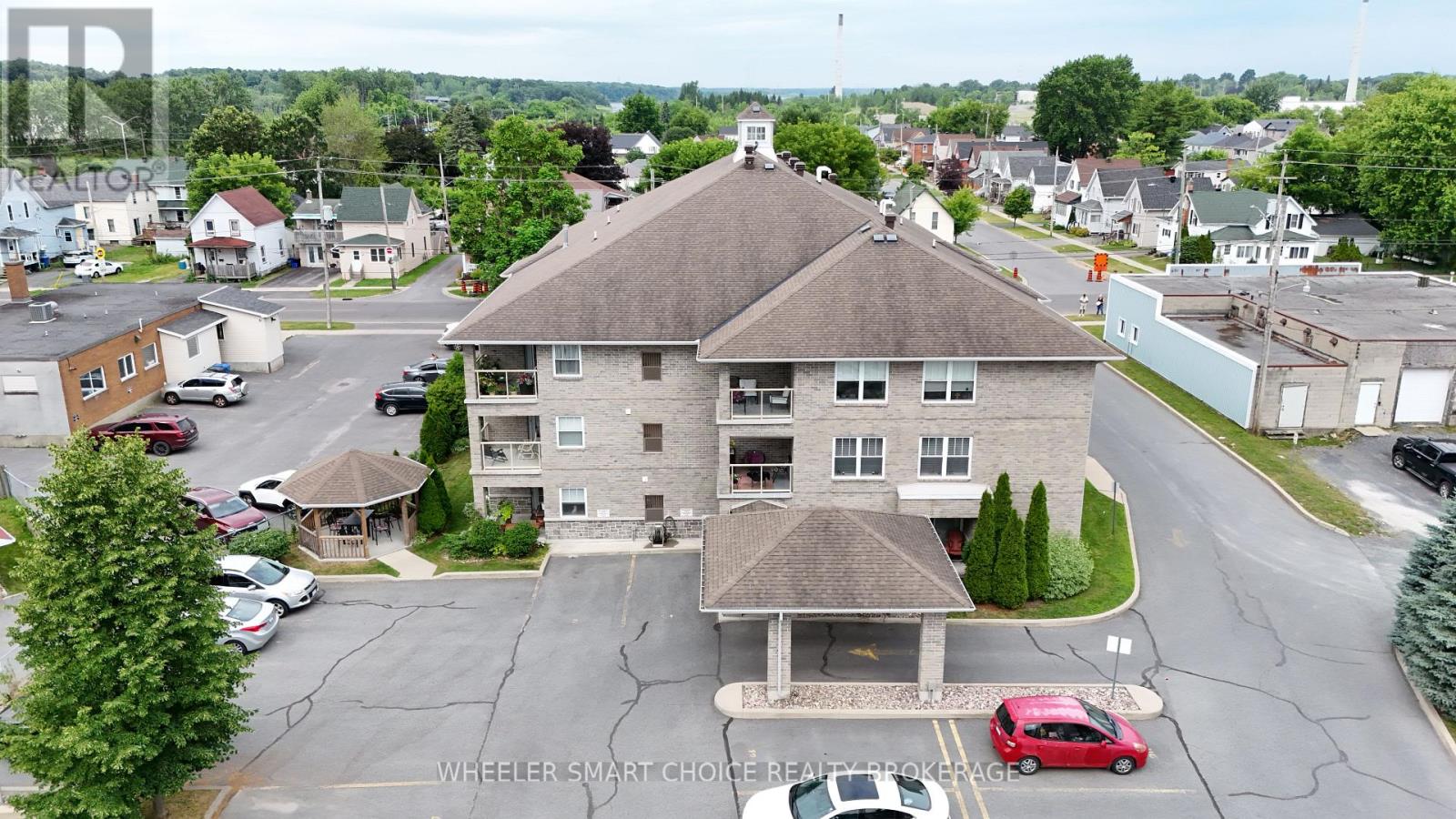 #102 33 CUMBERLAND STREET - 30