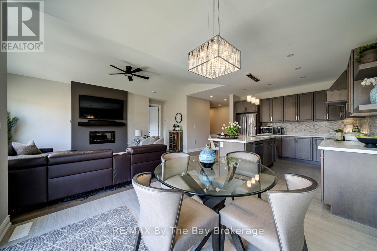 194 MAPLESIDE DRIVE - 16