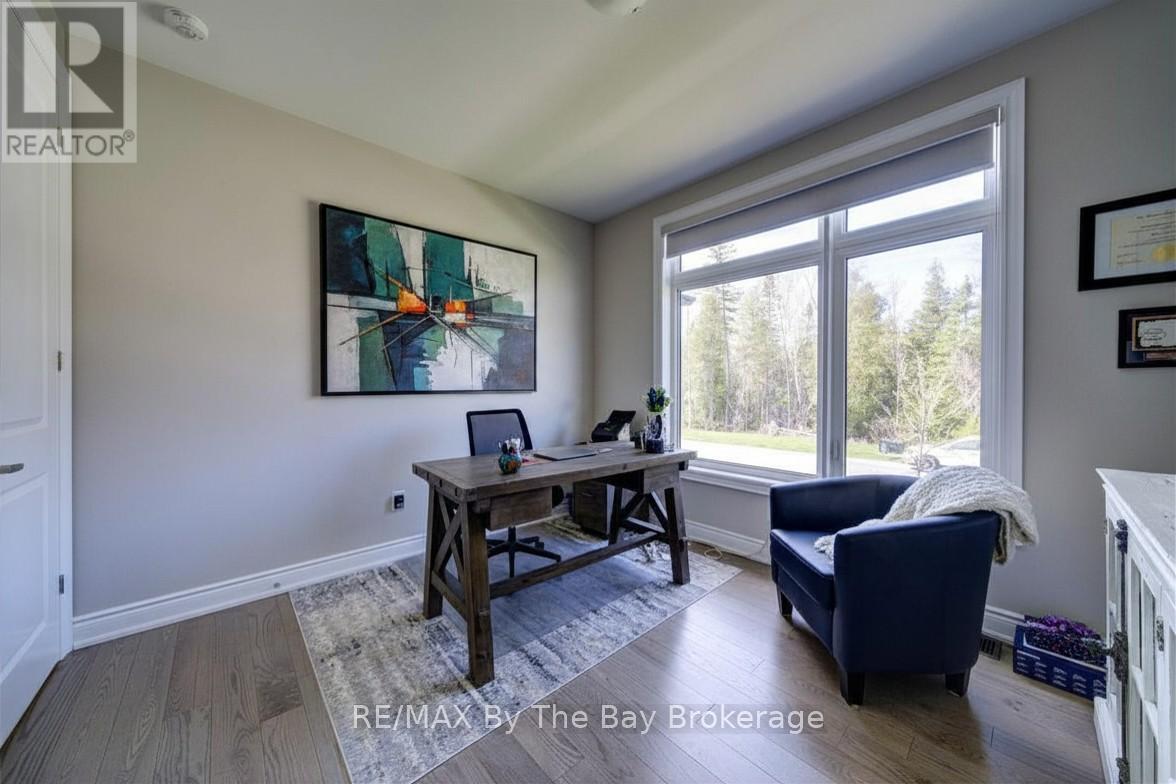194 MAPLESIDE DRIVE - 6