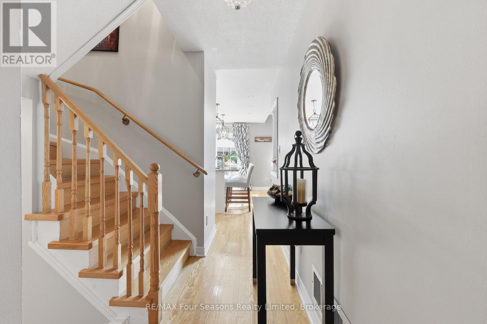 32 FAITHKNIGHT COURT - 10