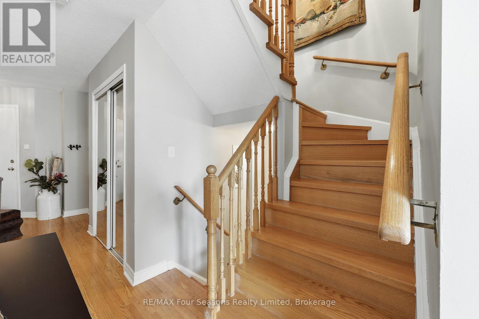 32 FAITHKNIGHT COURT - 20