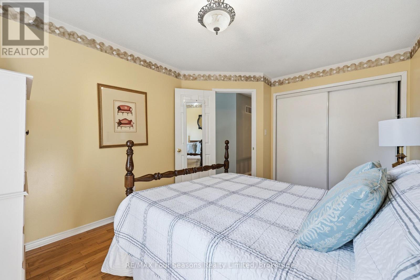 32 FAITHKNIGHT COURT - 26