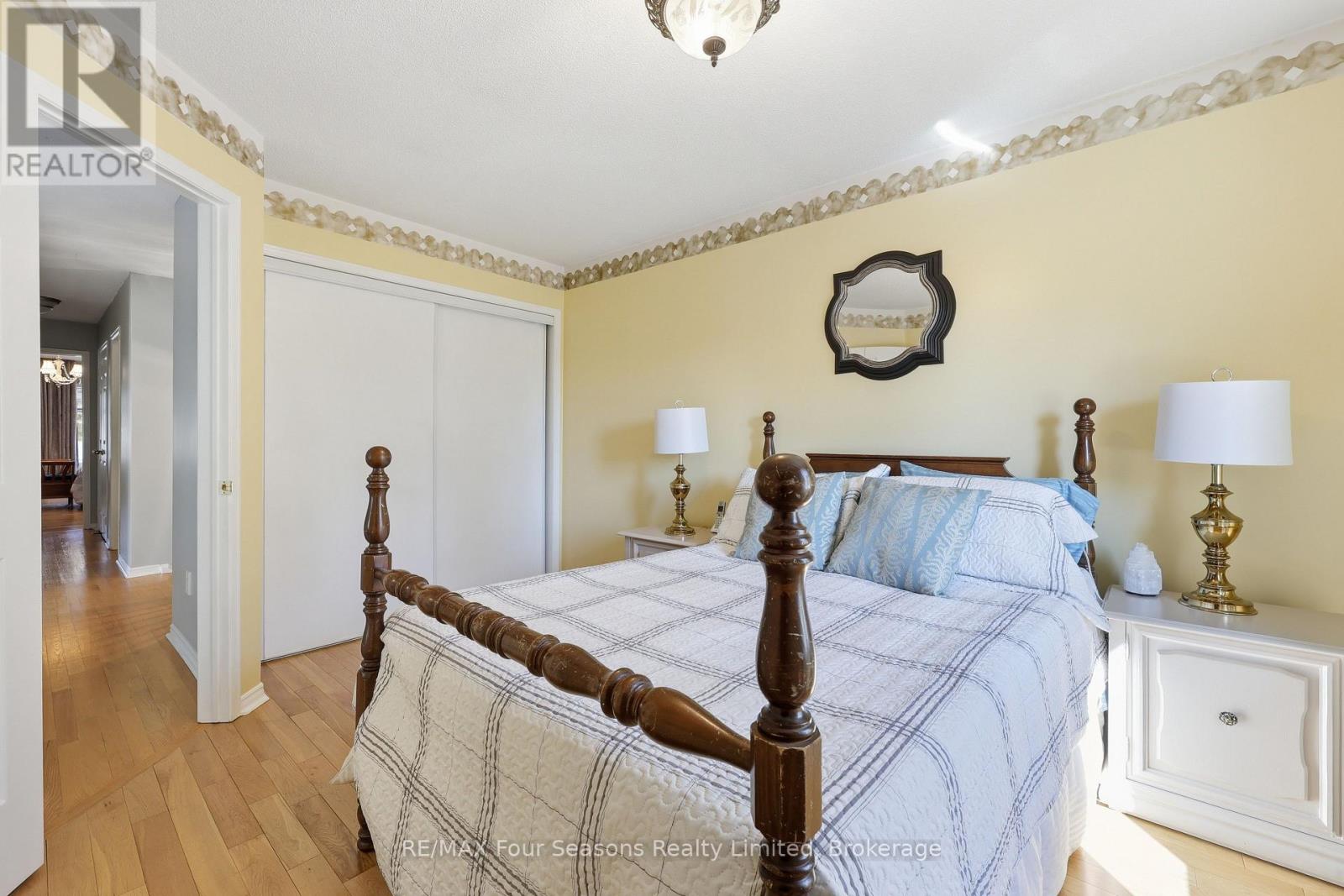 32 FAITHKNIGHT COURT - 27
