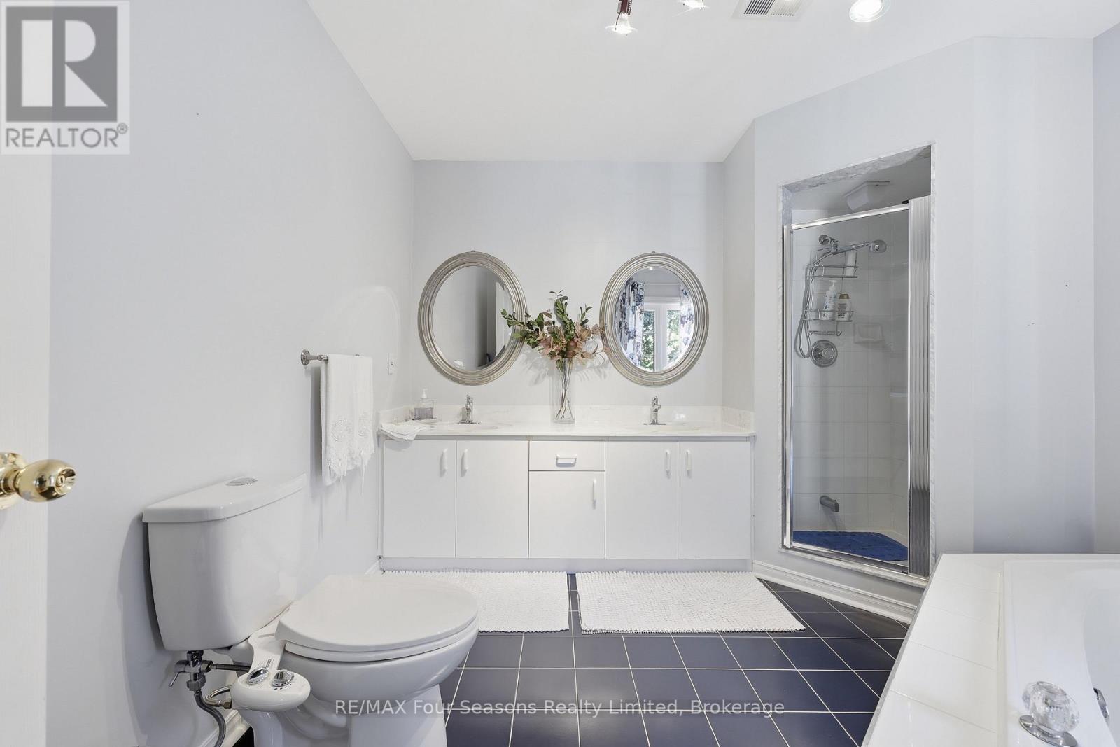 32 FAITHKNIGHT COURT - 33