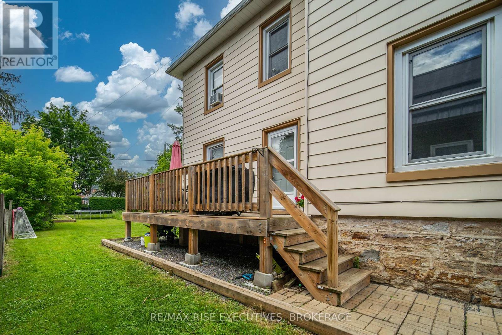 282 SYDENHAM STREET - 34
