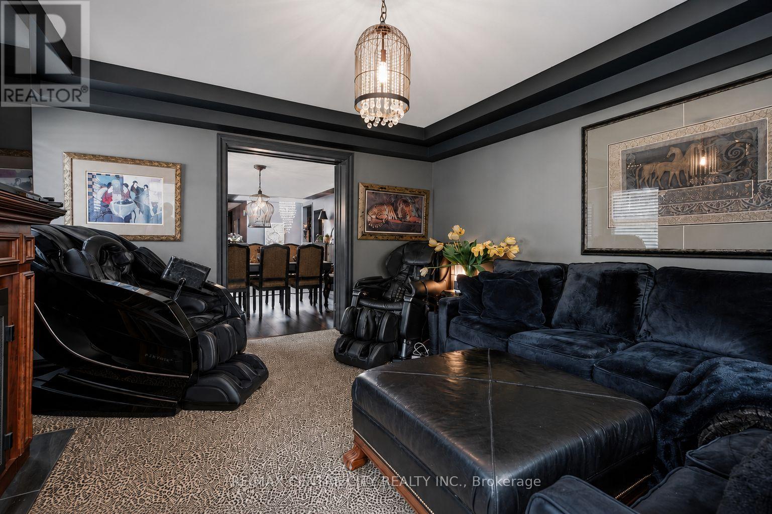 7 NORTHCREST DRIVE - 8