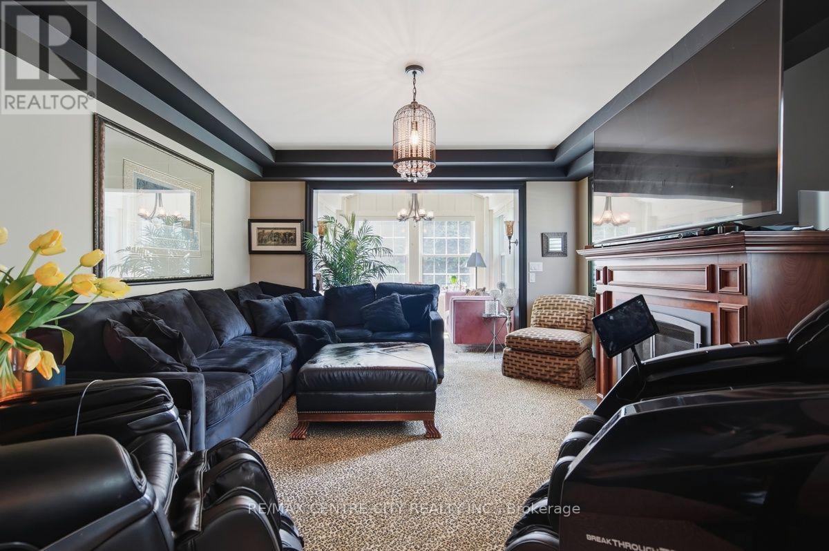 7 NORTHCREST DRIVE - 9