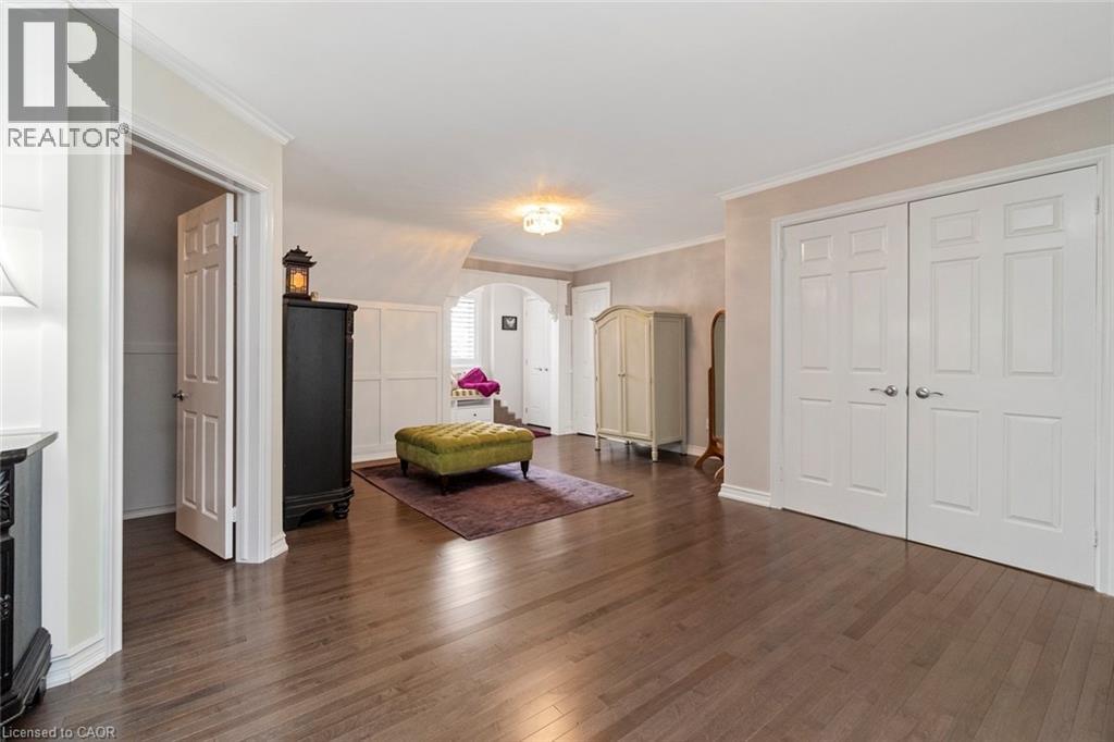18 STONEGATE Drive - 30