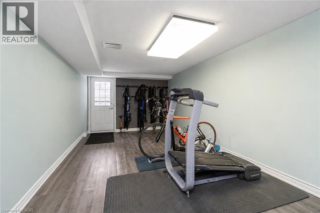 18 STONEGATE Drive - 41
