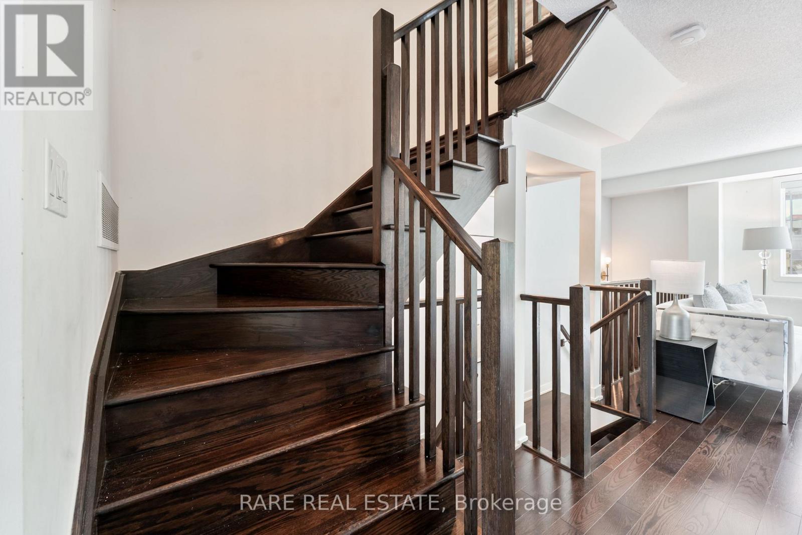 38 COLE STREET - Image 9