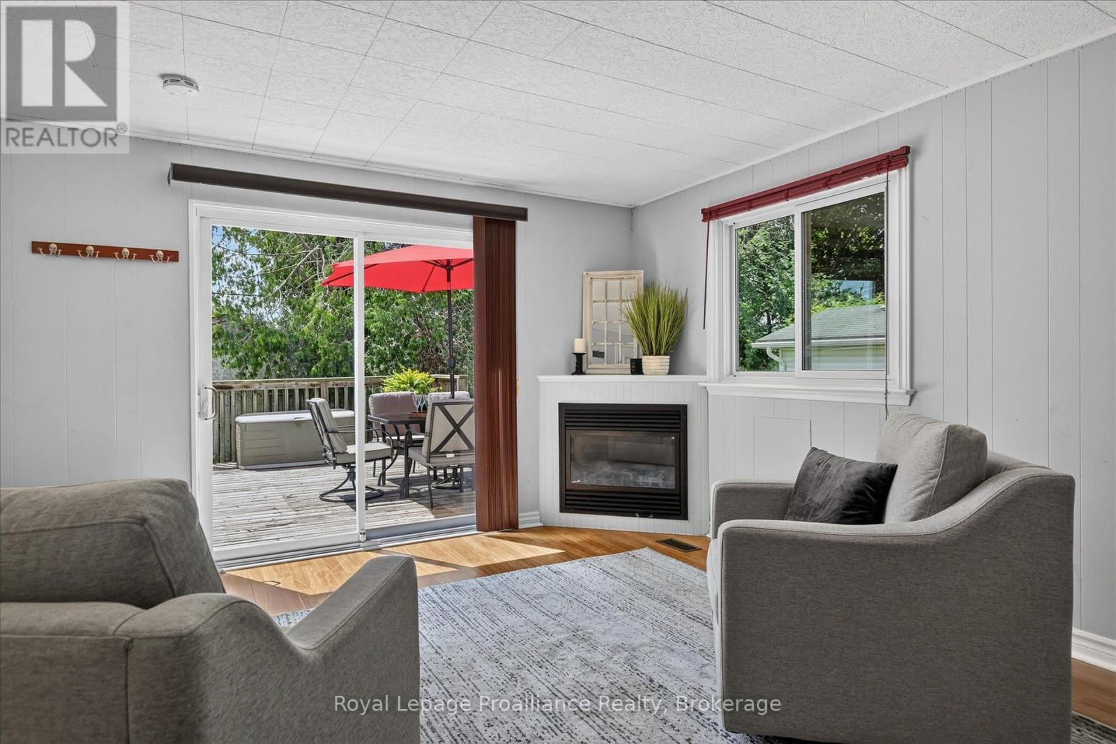 107 MORROW STREET - 12