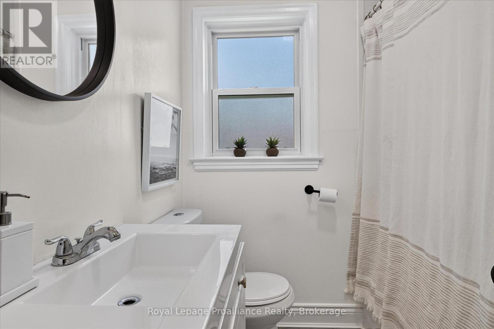 107 MORROW STREET - 16
