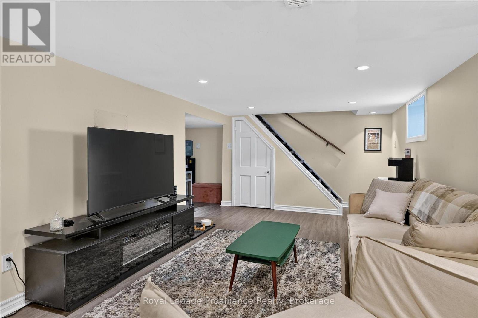 107 MORROW STREET - 21