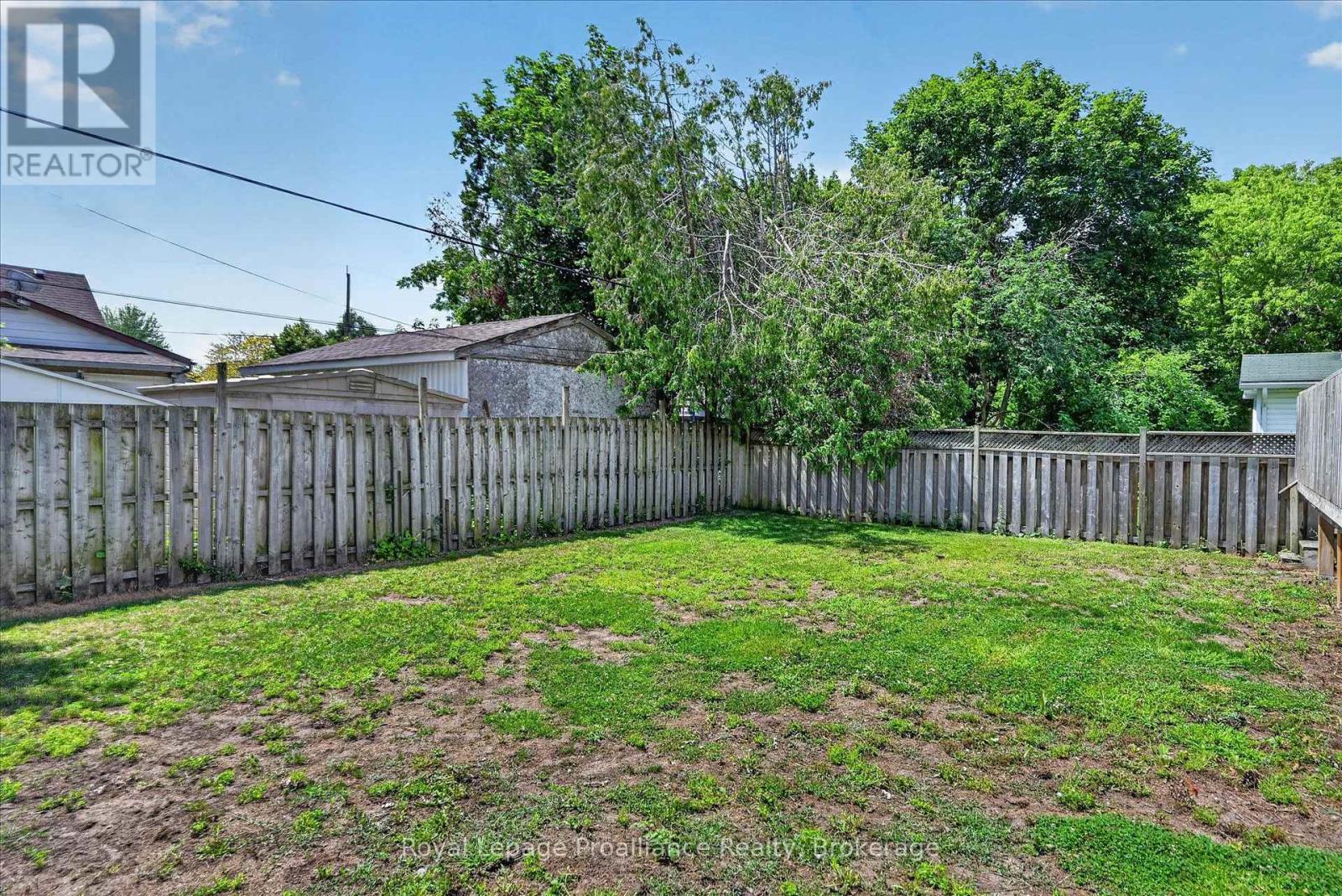 107 MORROW STREET - 32