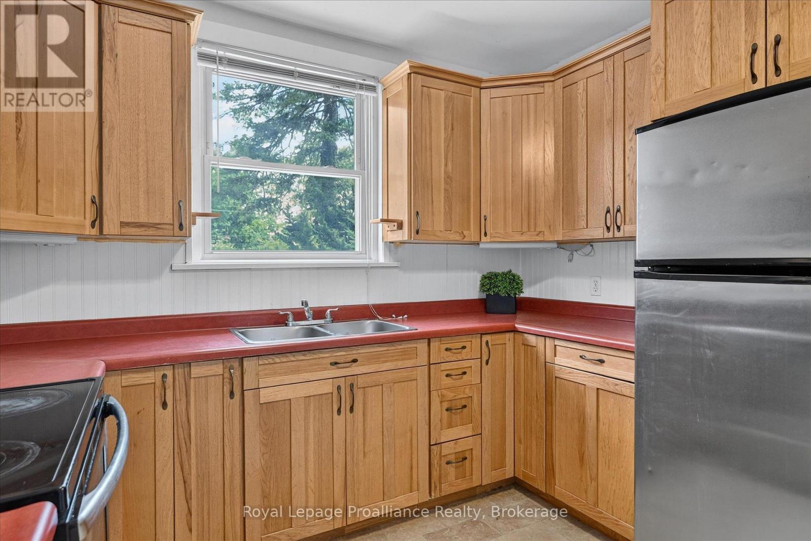 107 MORROW STREET - 9