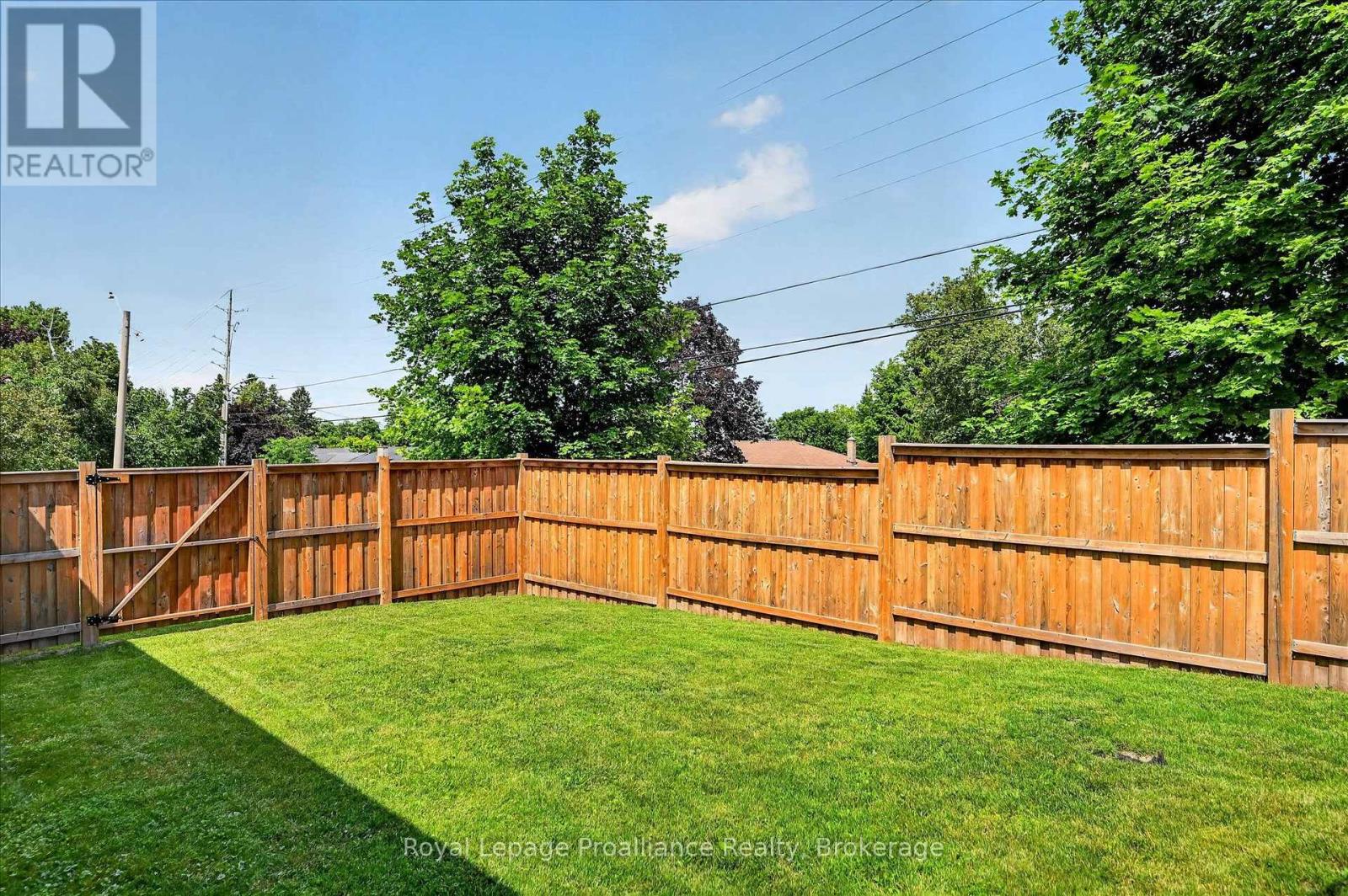 1 FORTYE GATE - Image 35