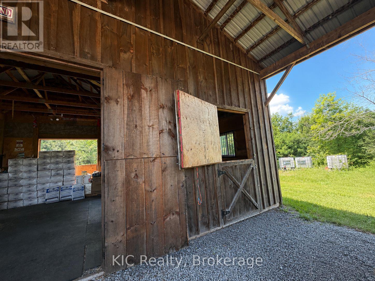 221 JONES ROAD - Image 10