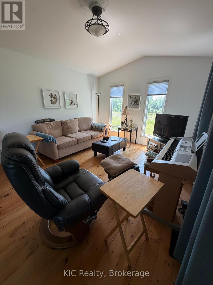 221 JONES ROAD - Image 27
