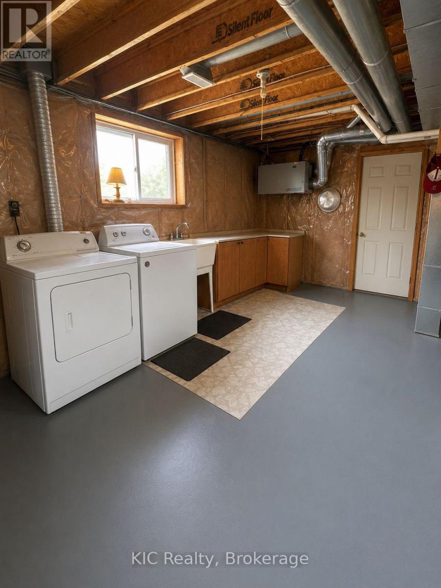 221 JONES ROAD - Image 33