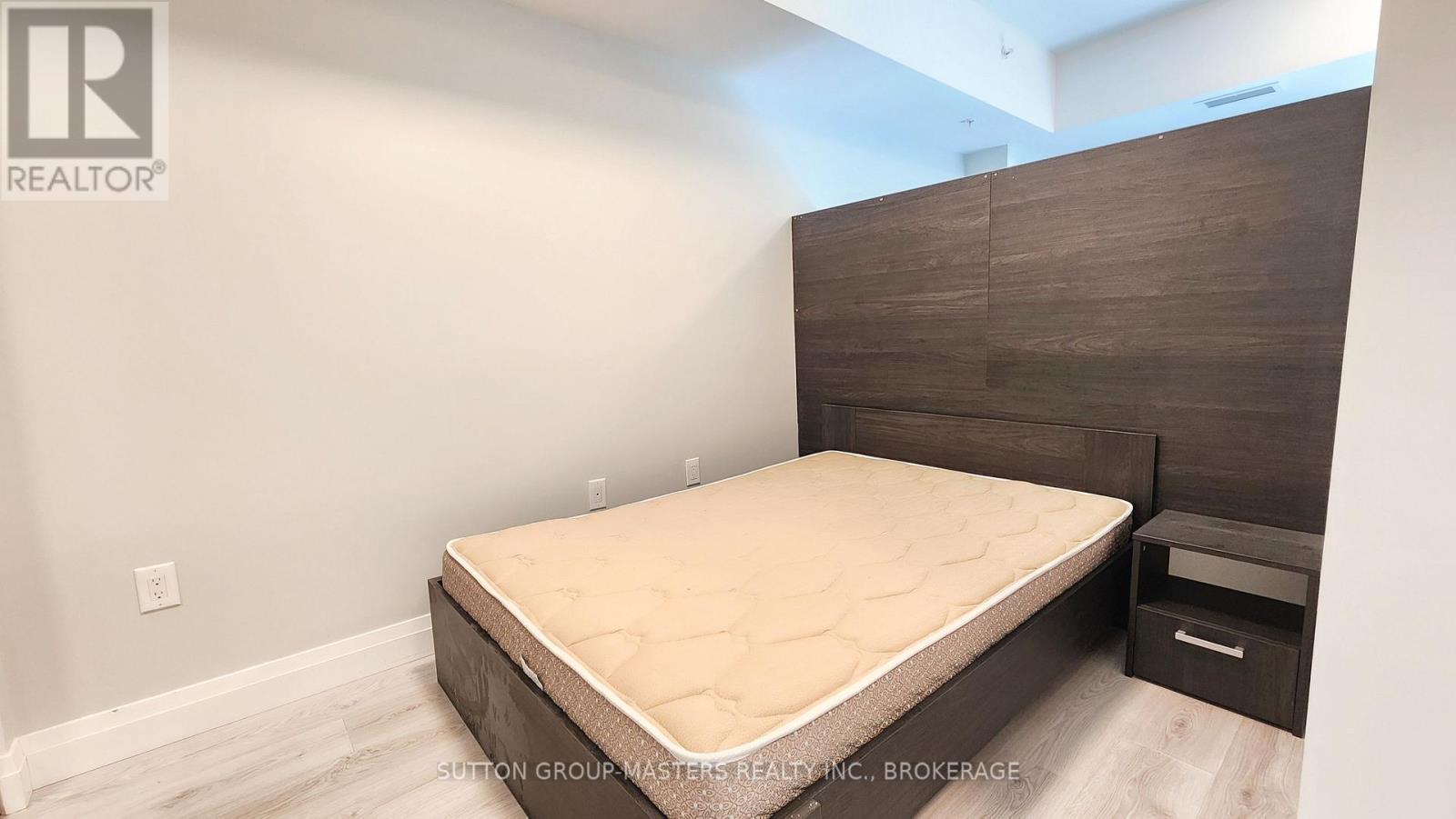#211 652 PRINCESS STREET - Image 22