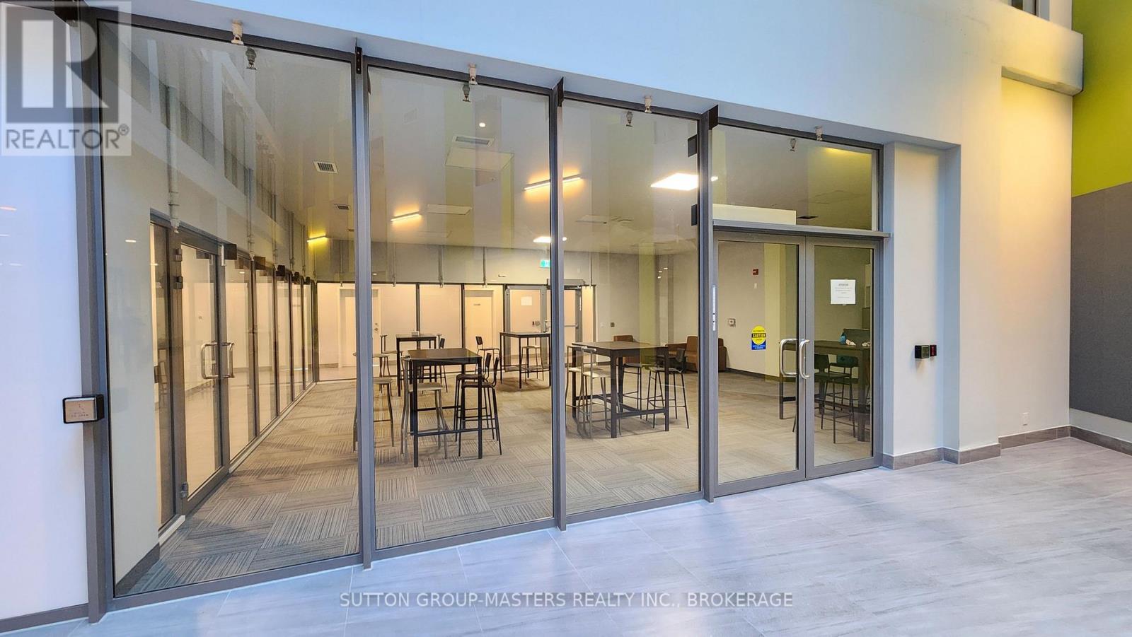 #211 652 PRINCESS STREET - Image 9