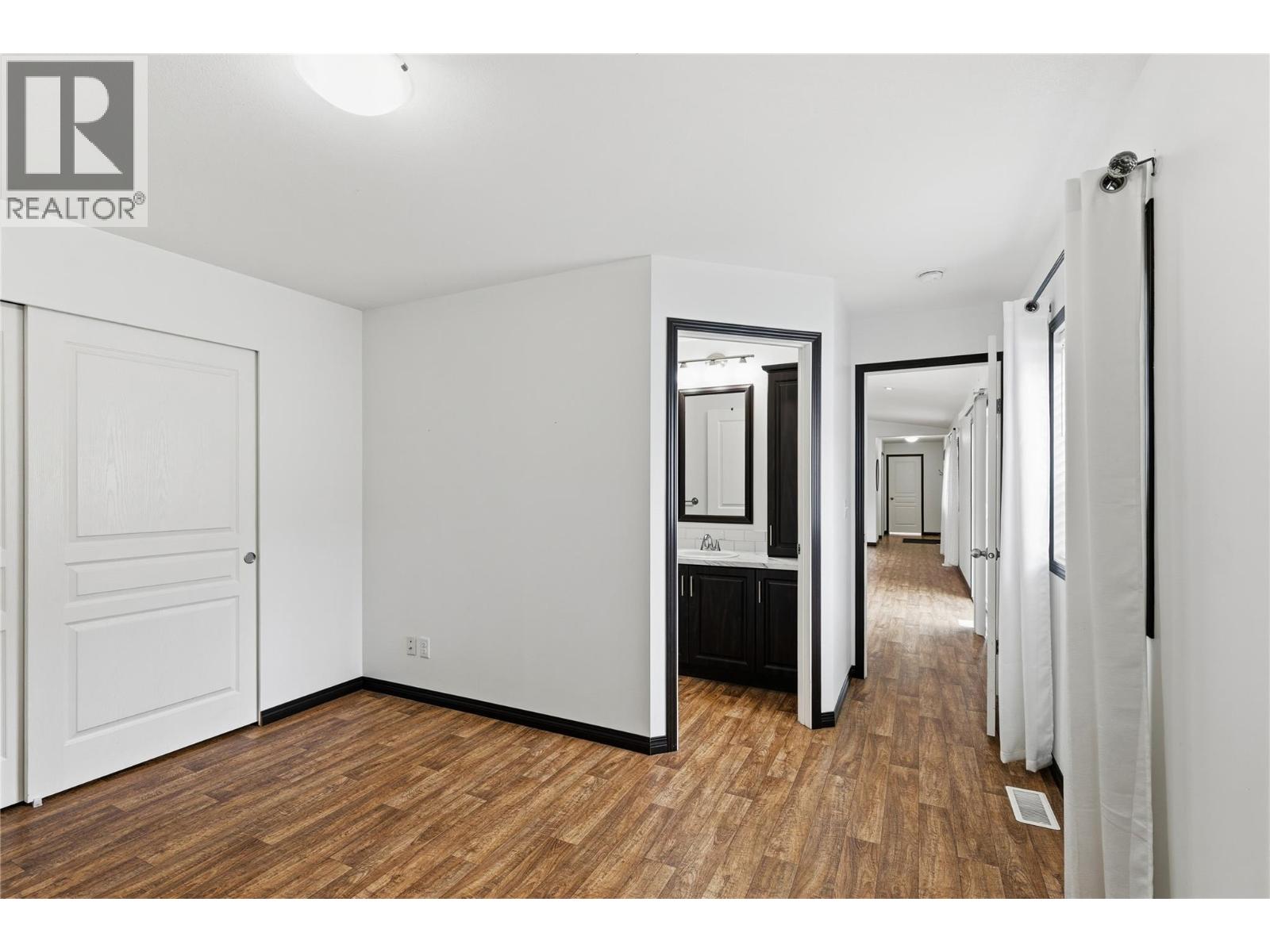 #202 15401 Kalamalka Road - 22