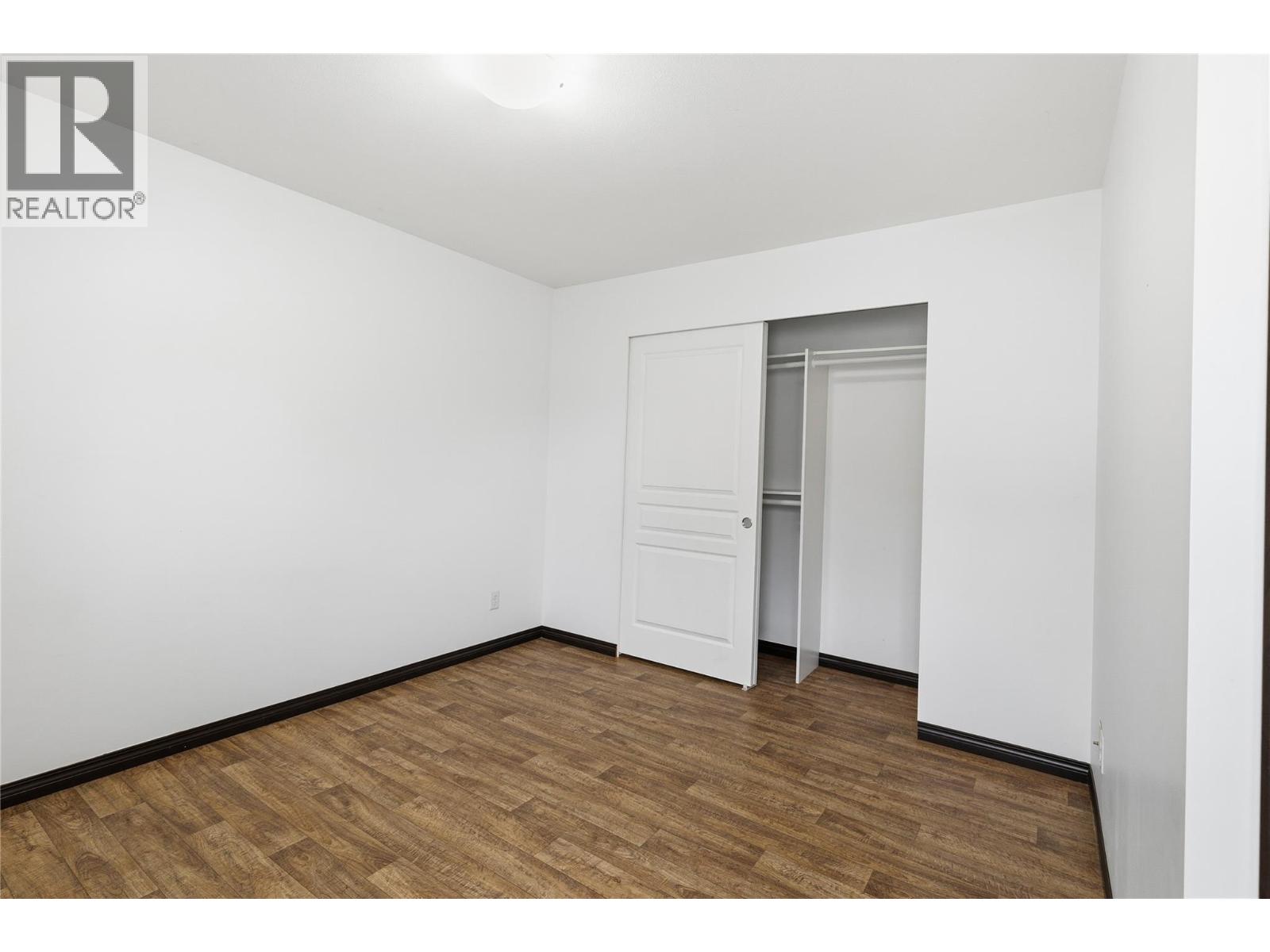#202 15401 Kalamalka Road - 28