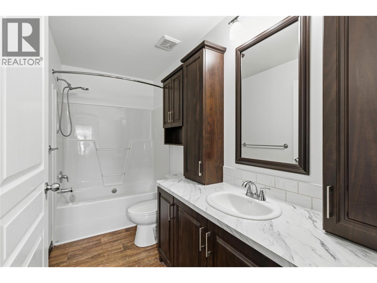 #202 15401 Kalamalka Road - 25