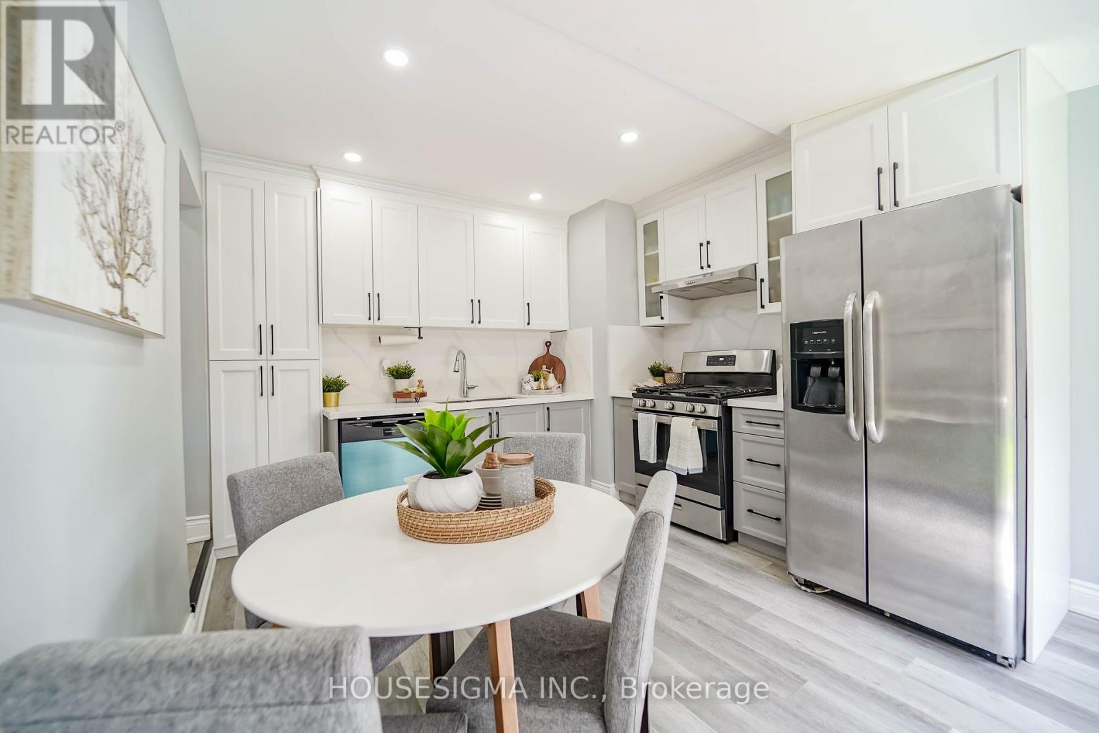 136 CELINA STREET - 14