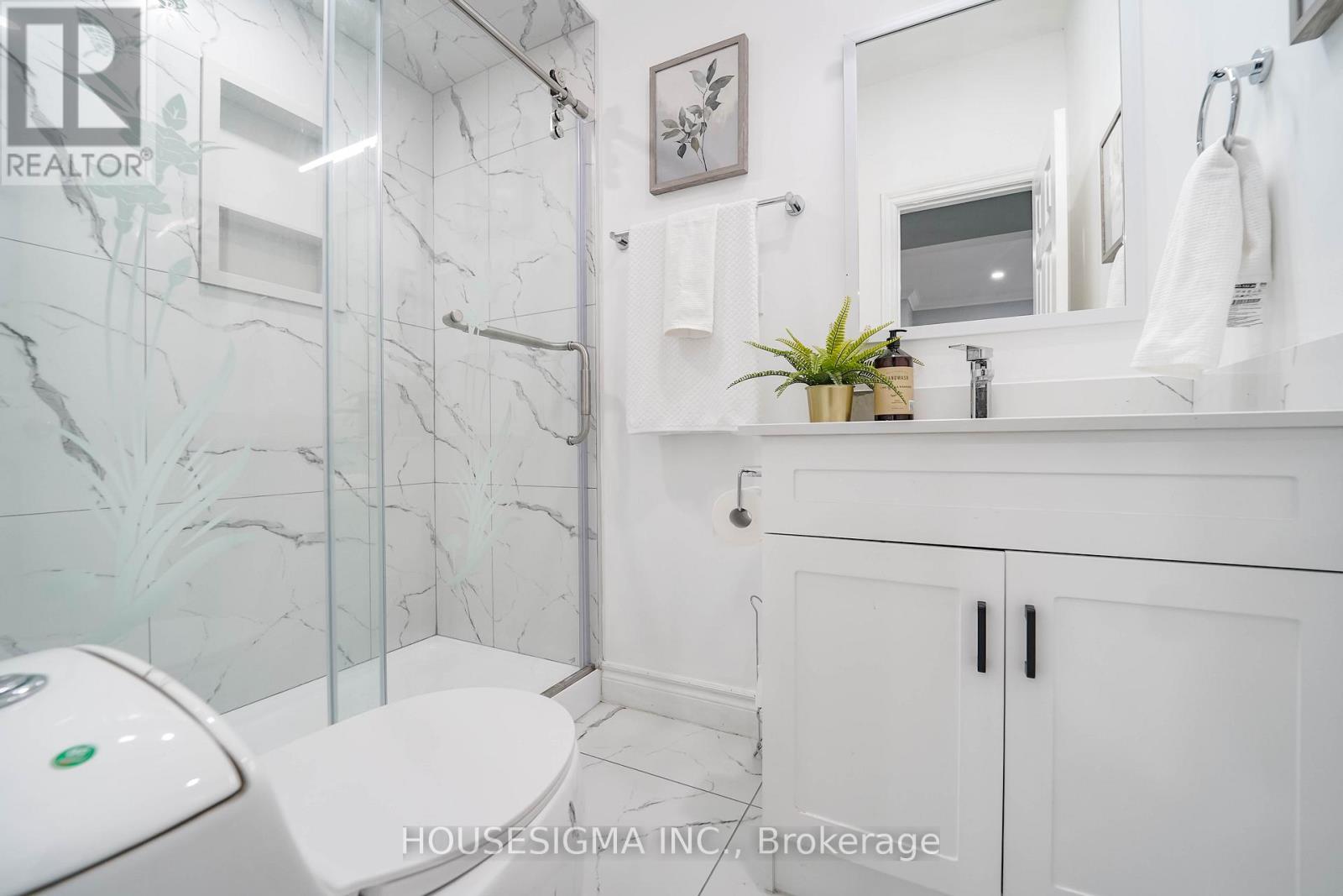 136 CELINA STREET - 25