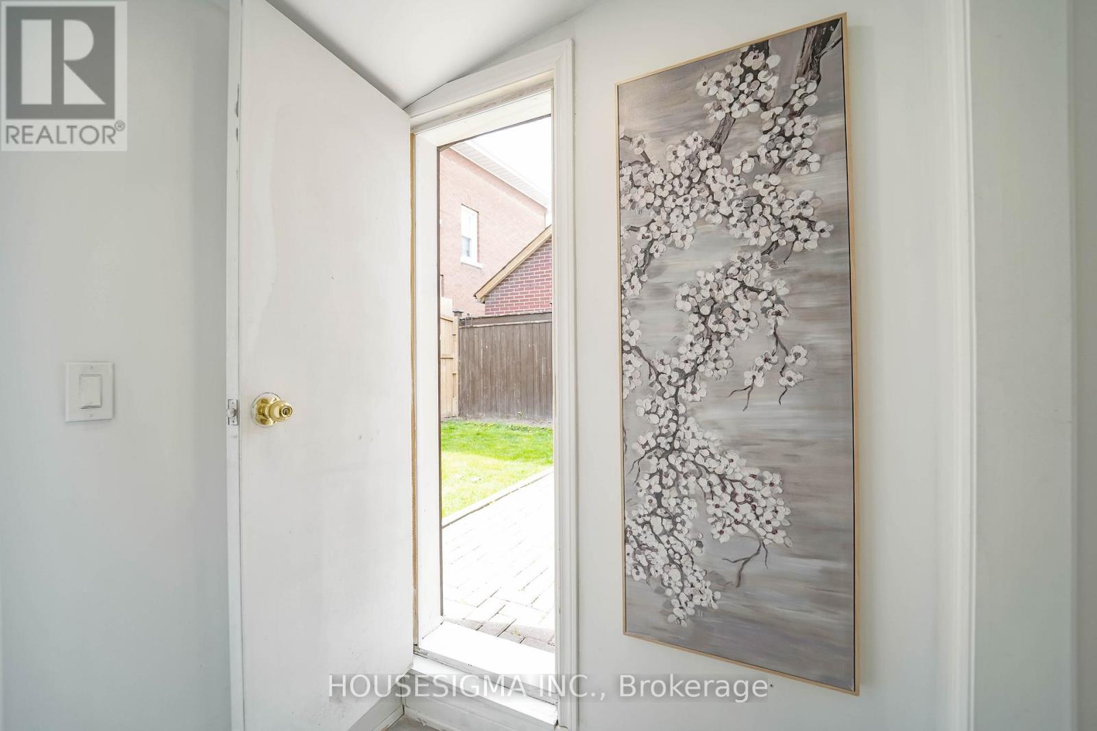 136 CELINA STREET - 36