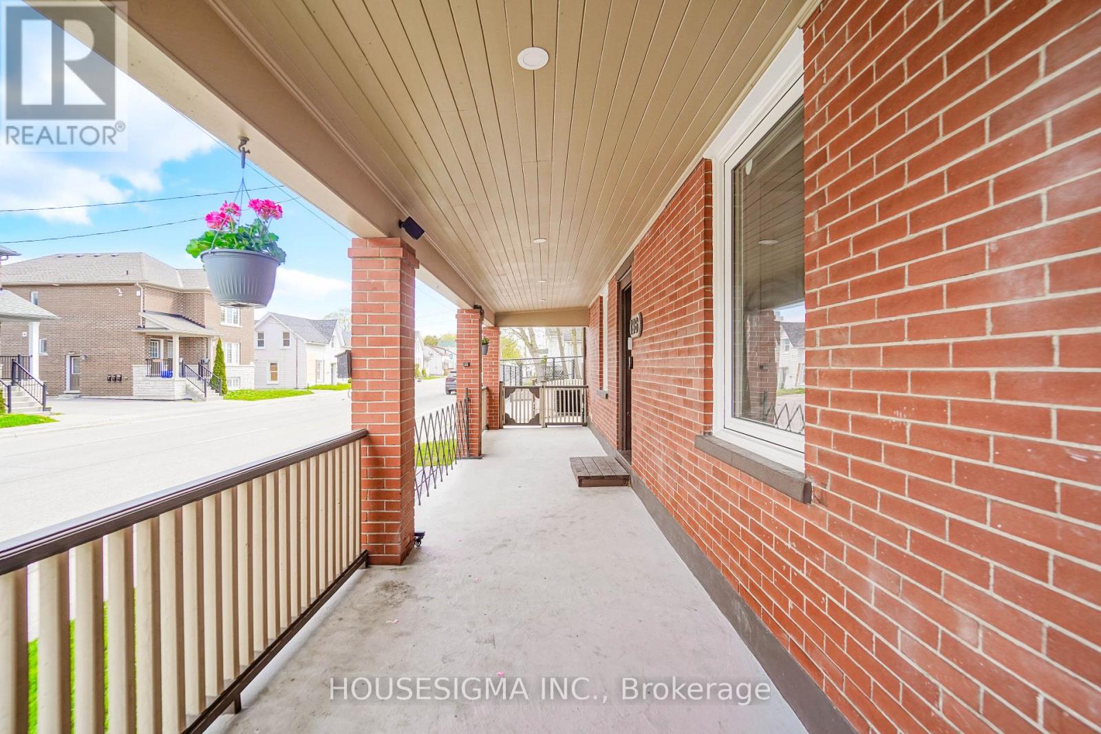 136 CELINA STREET - 6