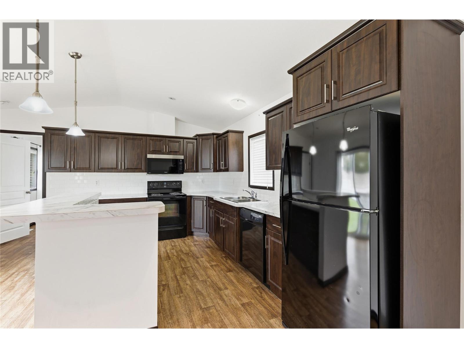 #202 15401 Kalamalka Road - 9
