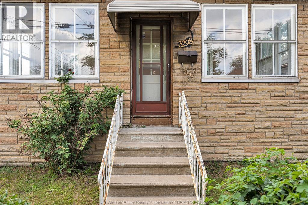 3298 COLLEGE - 2