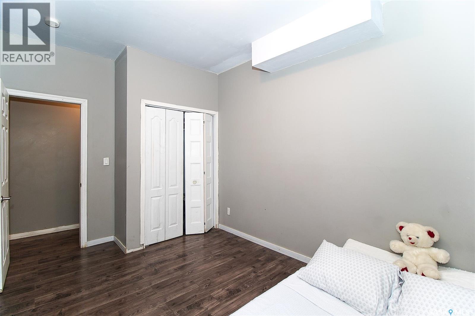 1352 Angus STREET - 36