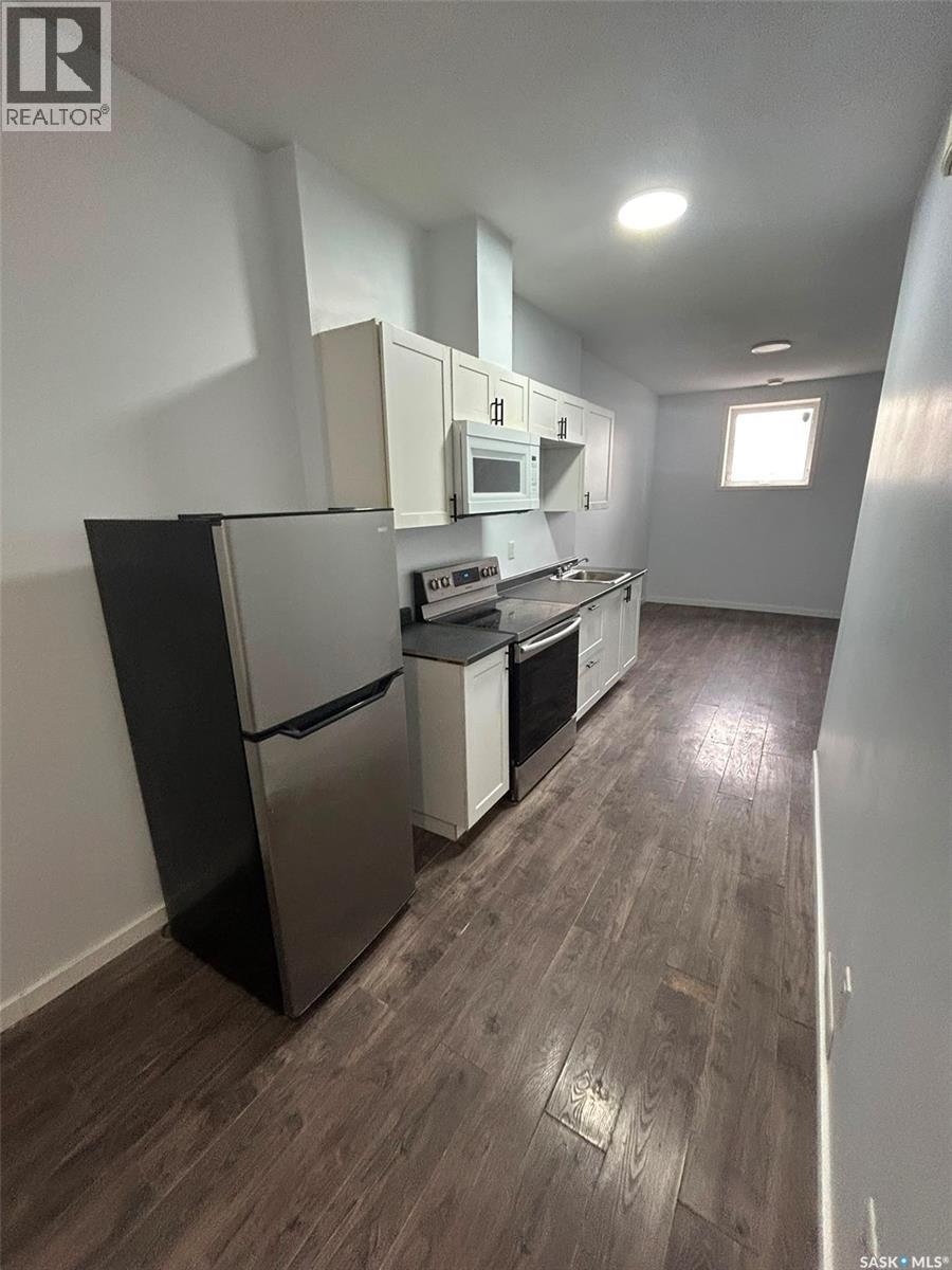 1352 Angus STREET - 48