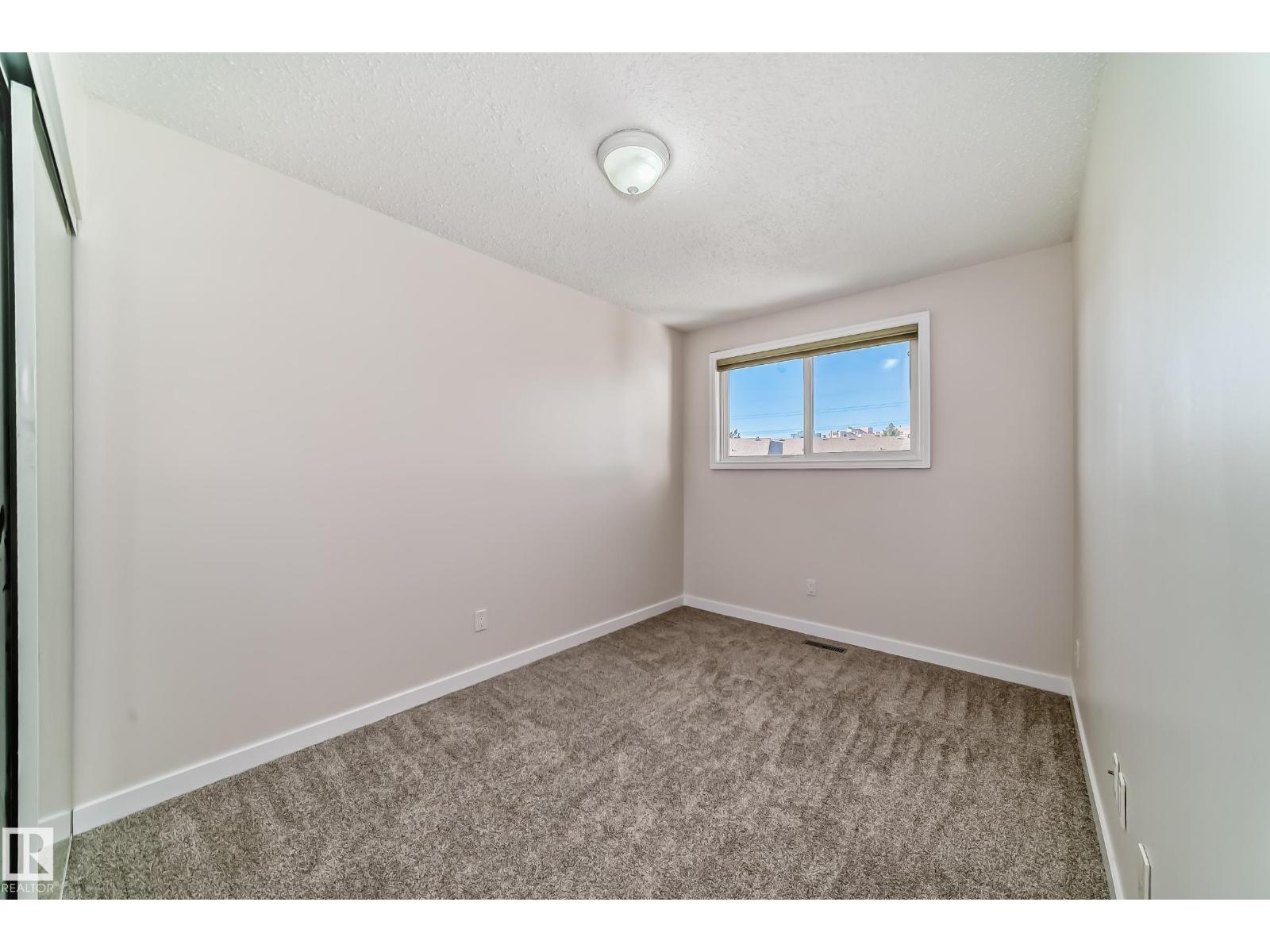 3139 109 ST NW - 28