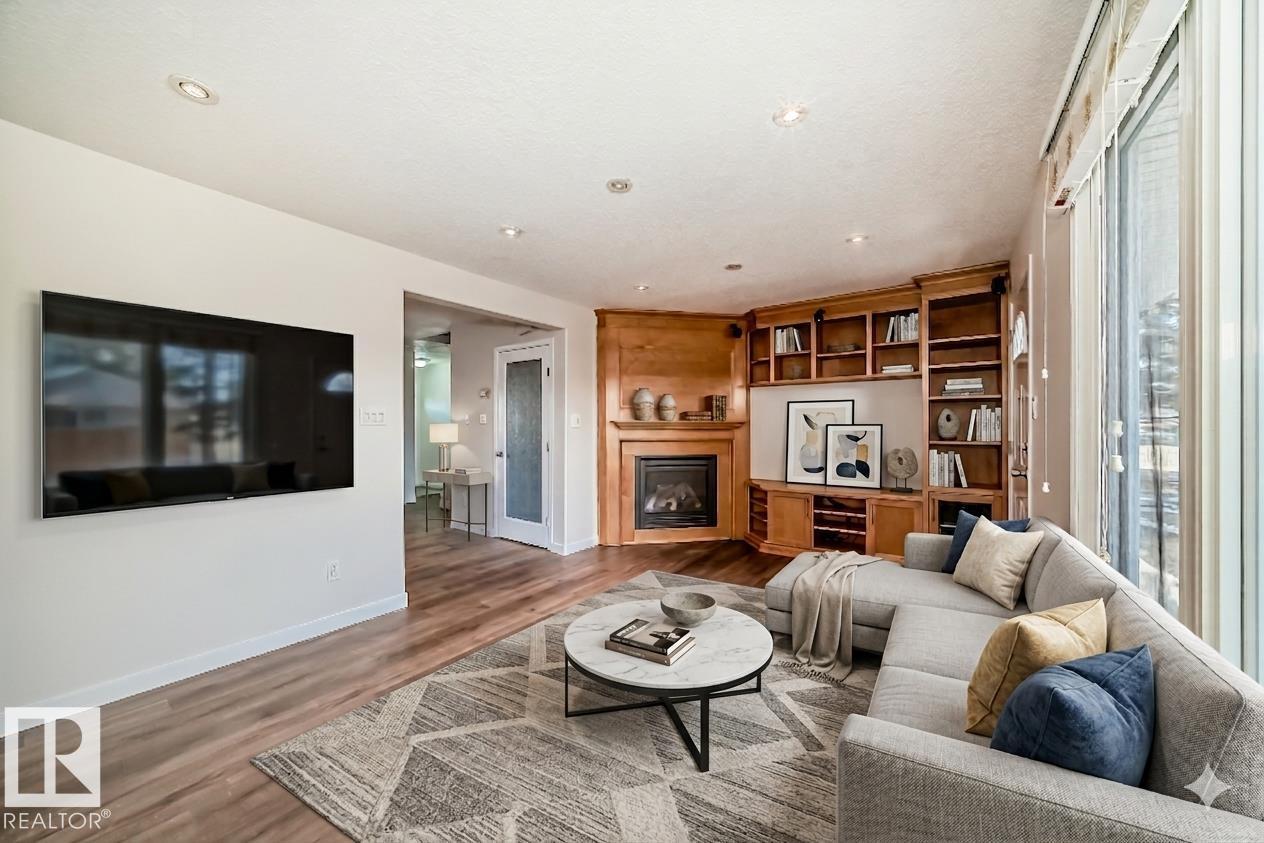 3139 109 ST NW - 13